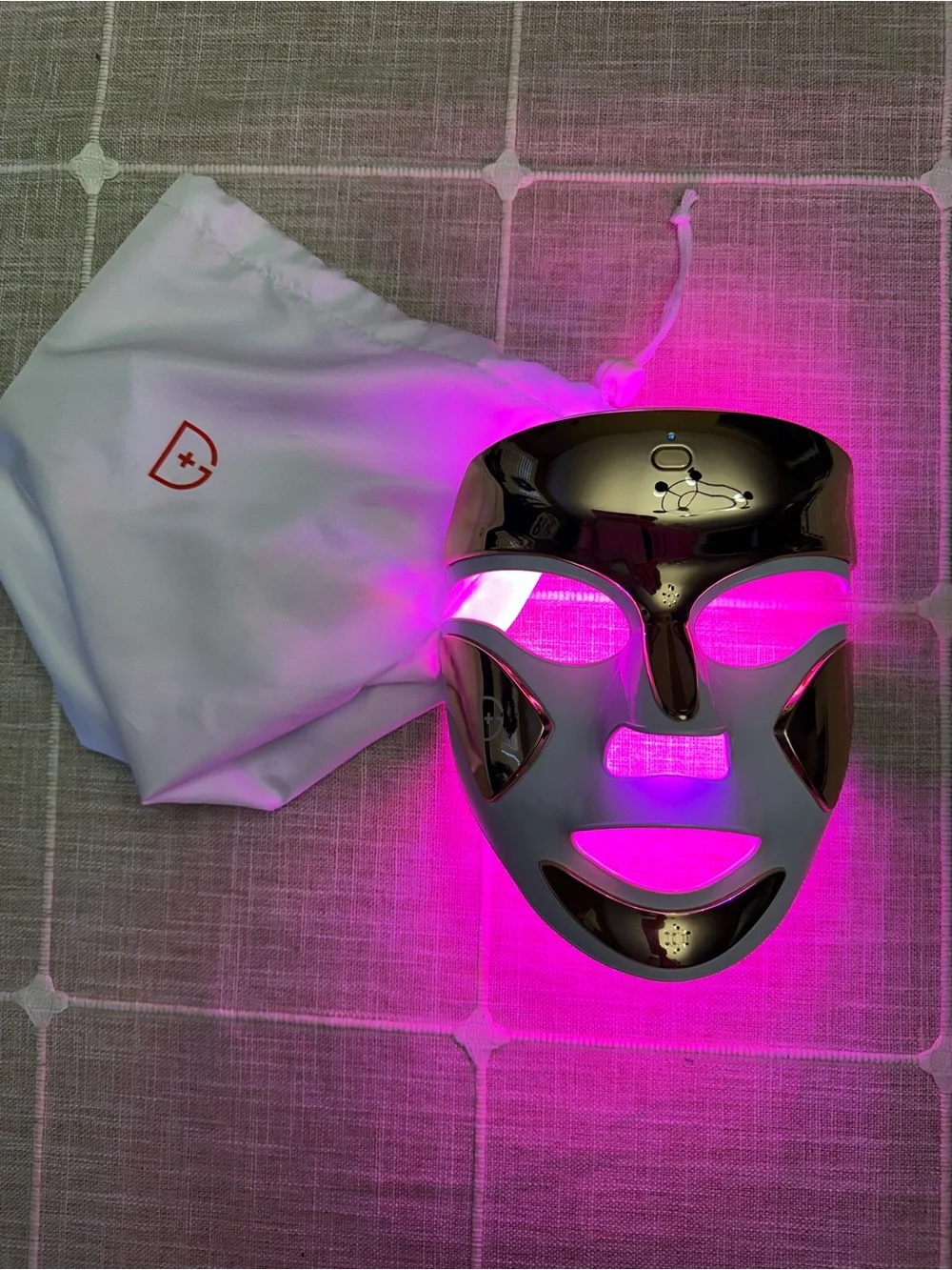 Dr Dennis Gross DRx SpectraLite FaceWare Pro 3-Minute LED Mask - Picture 6 of 6